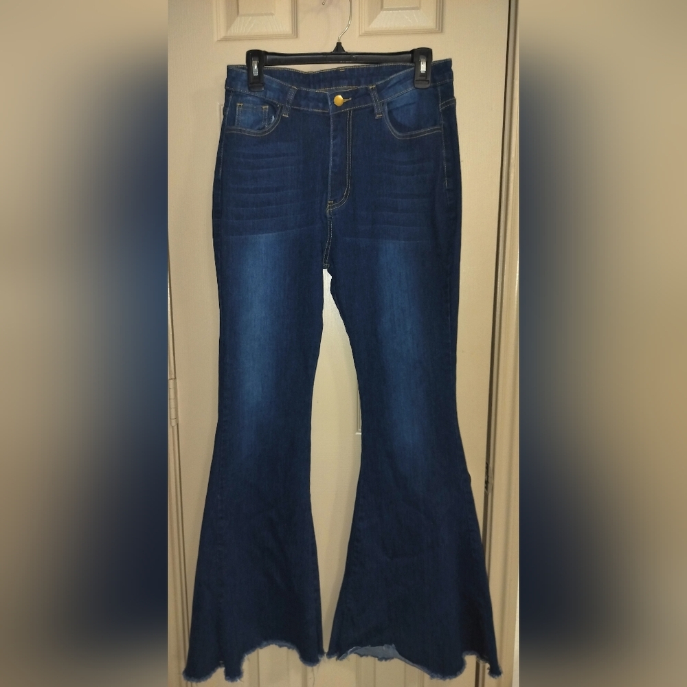 Blue Flare Leg Jeans with High-Rise Waist Sz Large